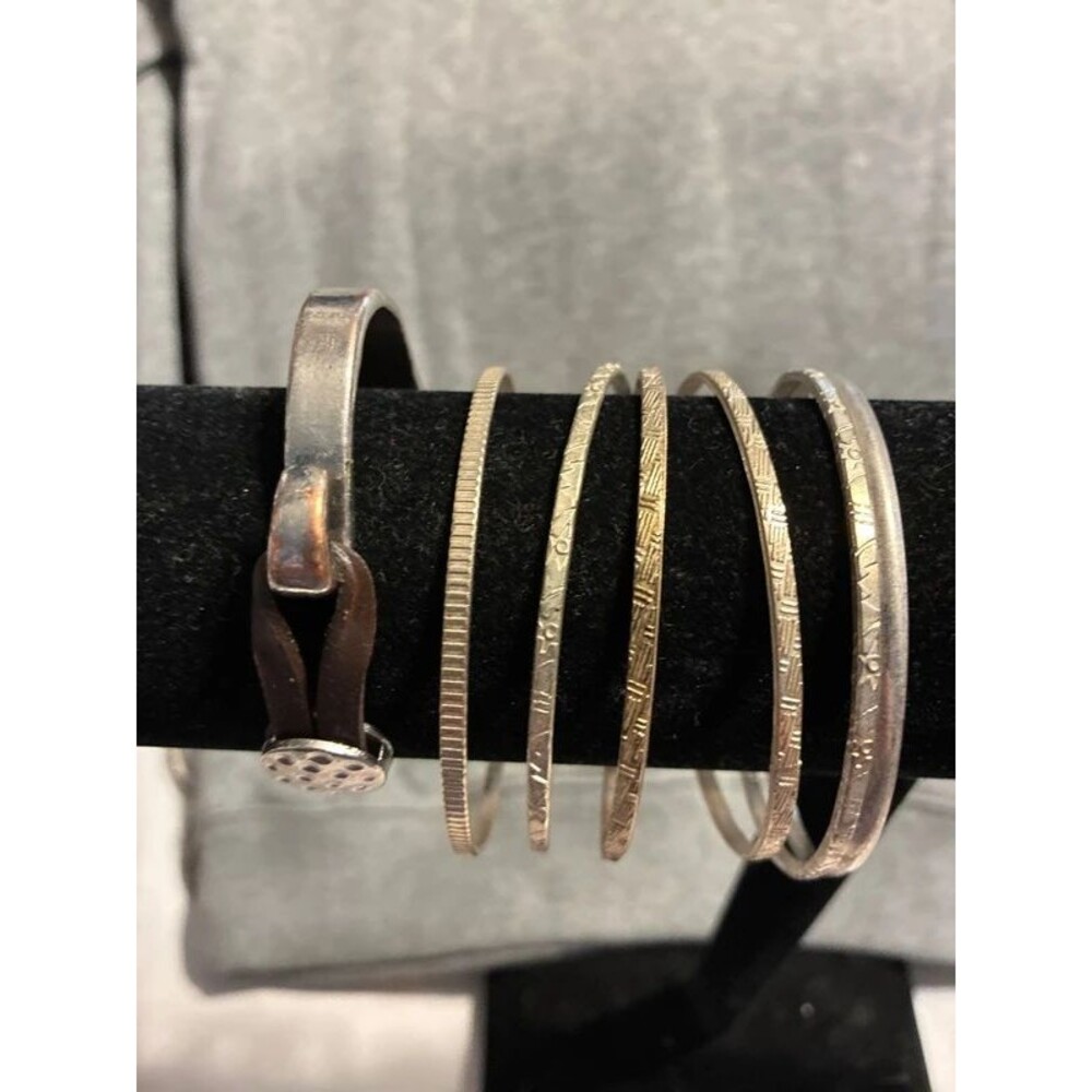 Bracelets ::  untested - Picture 4 of 5